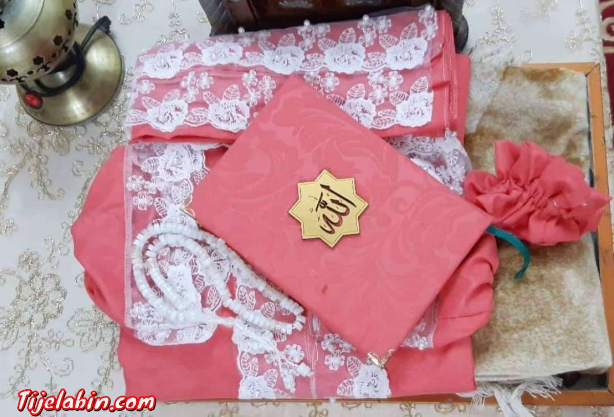 طقم صلاة   من 5قطع كهدية لمن تحب