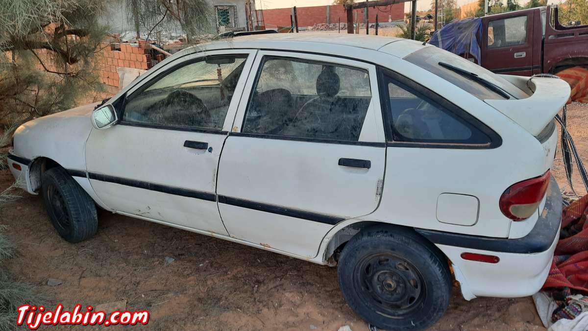 سيارة كيا أفيلا