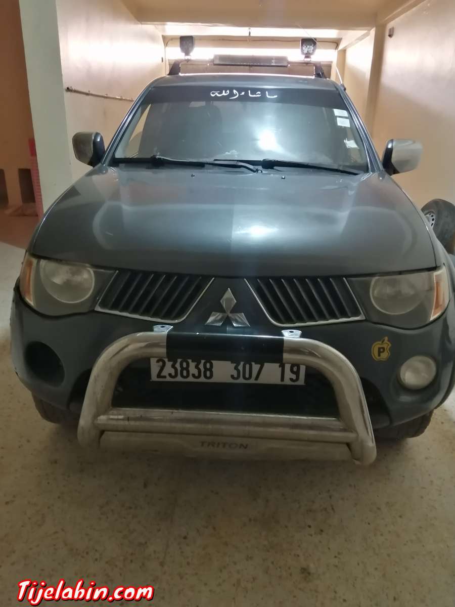 MITSIBICHI L200/2007