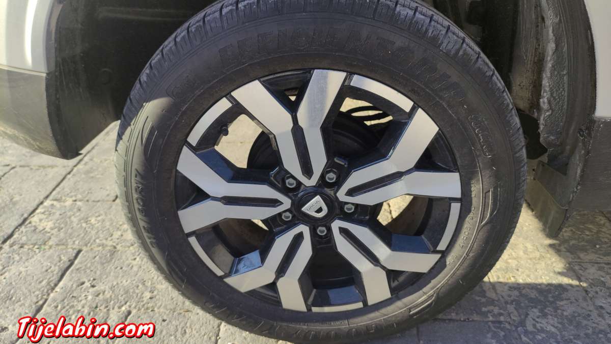 Duster Dacia Carte grise / safia diesel 2022