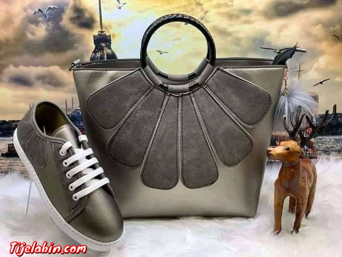 صاك أسورتي  و تريكوات شتاء رجال و نساء