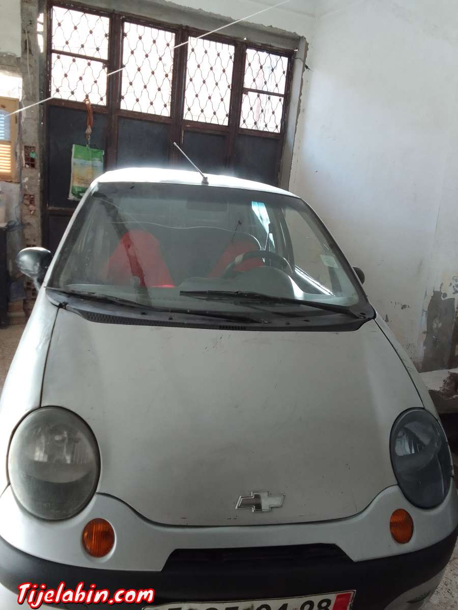 2004سيارة سبارك شيفرولي