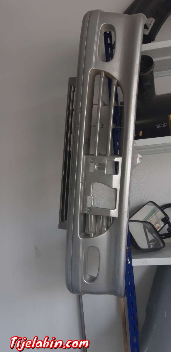 parchoque ssangyong korando