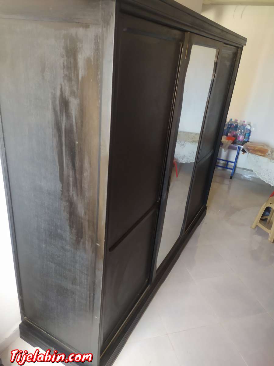armoire 3 portes coulissantes
