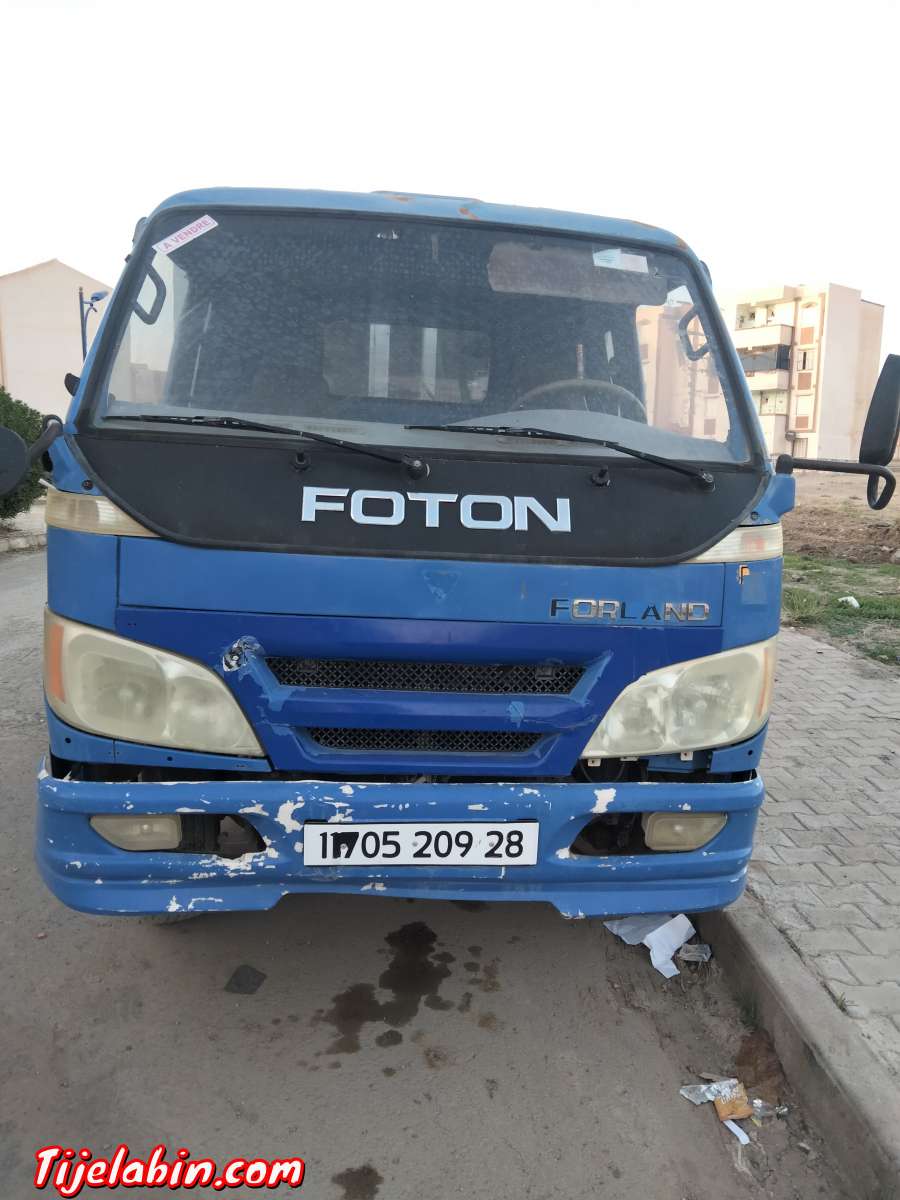 شاحنة جمع القمامة