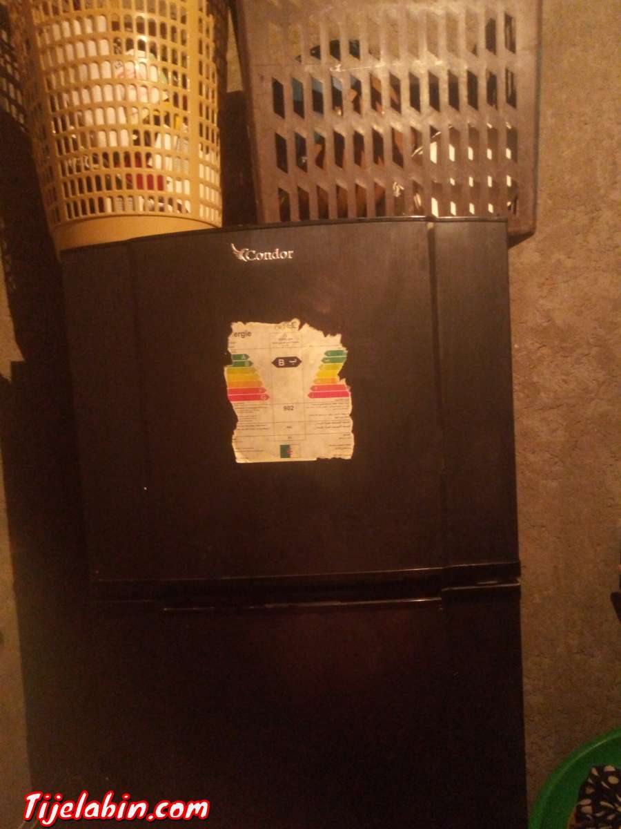 مطعم وبيتزريا