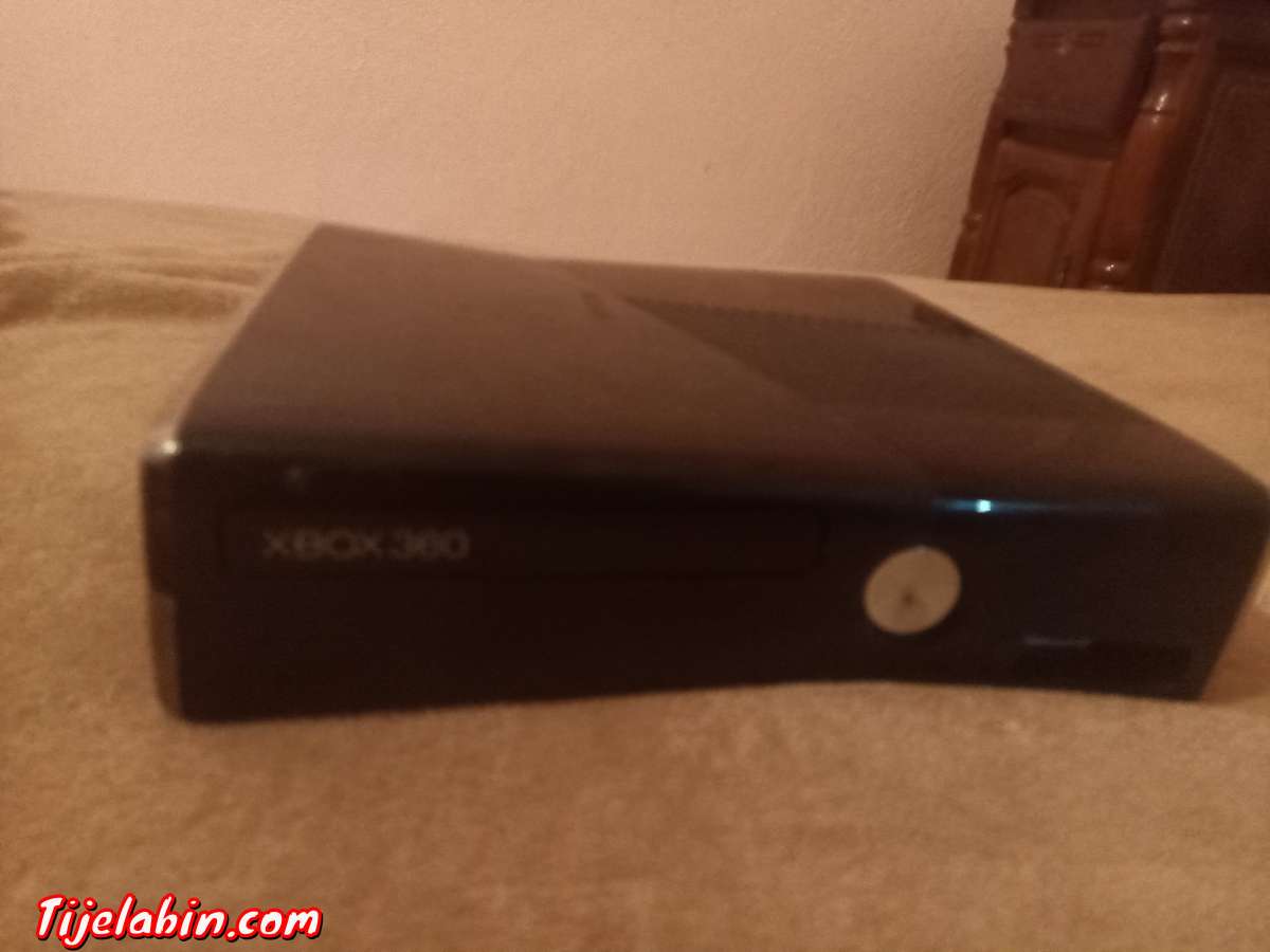 XBOX 360 SLIM