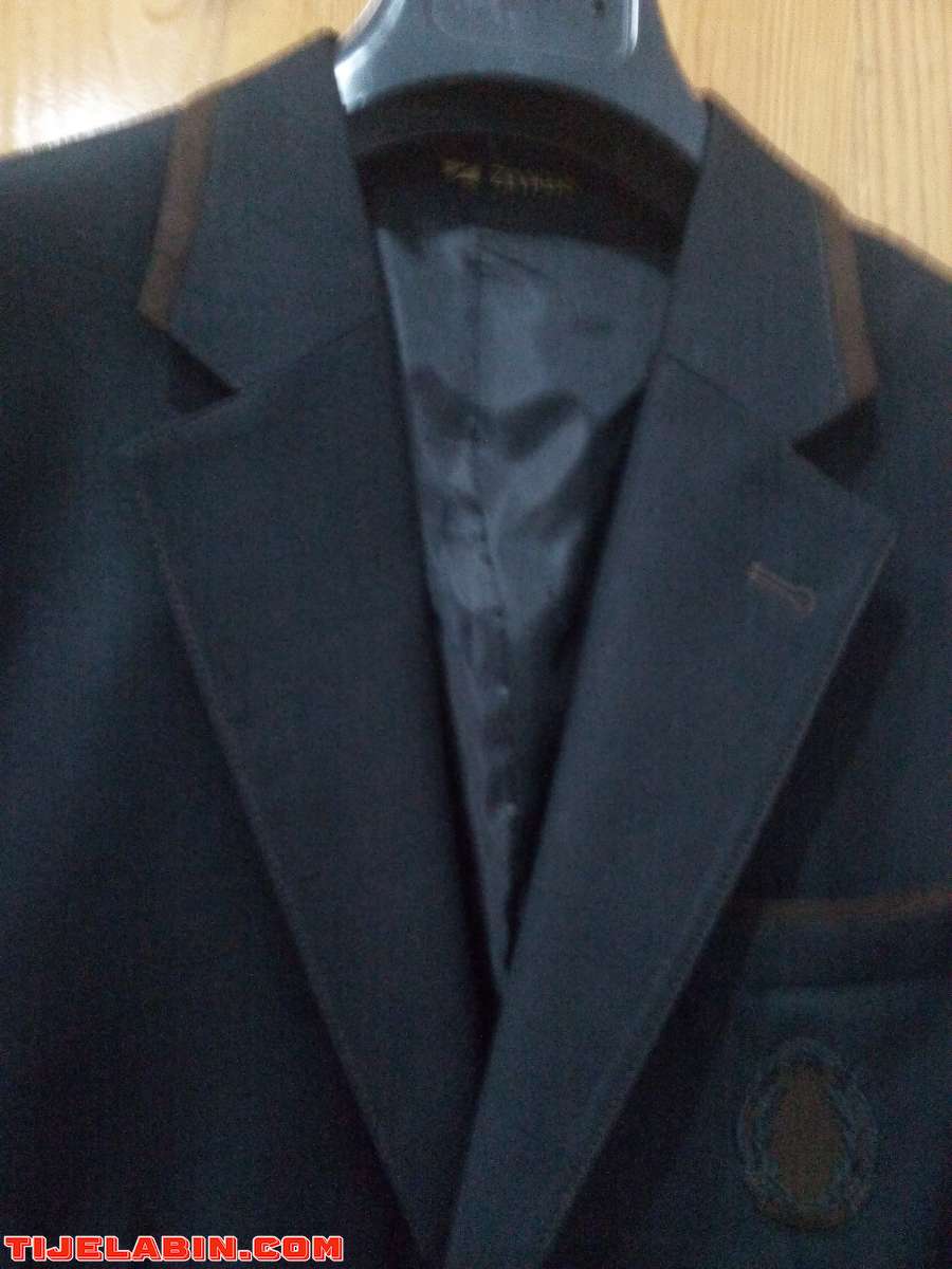 فاست كلاسيك ملبوسة مرة وحدة