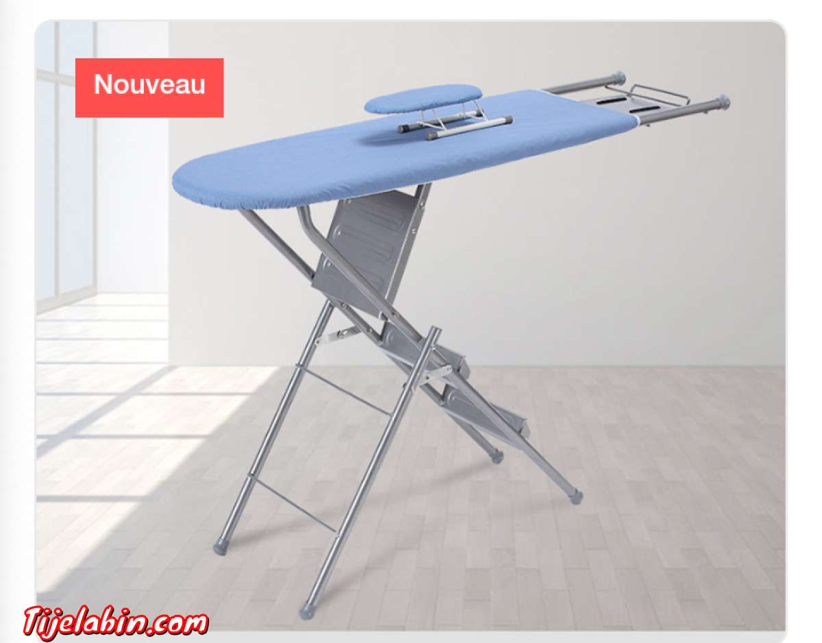 طاولة كي الملابس