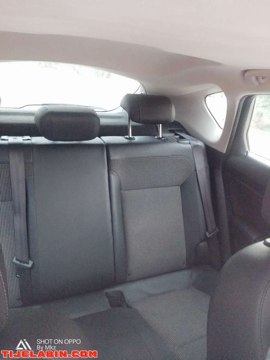 Opel Astra année 2017 machia 147000