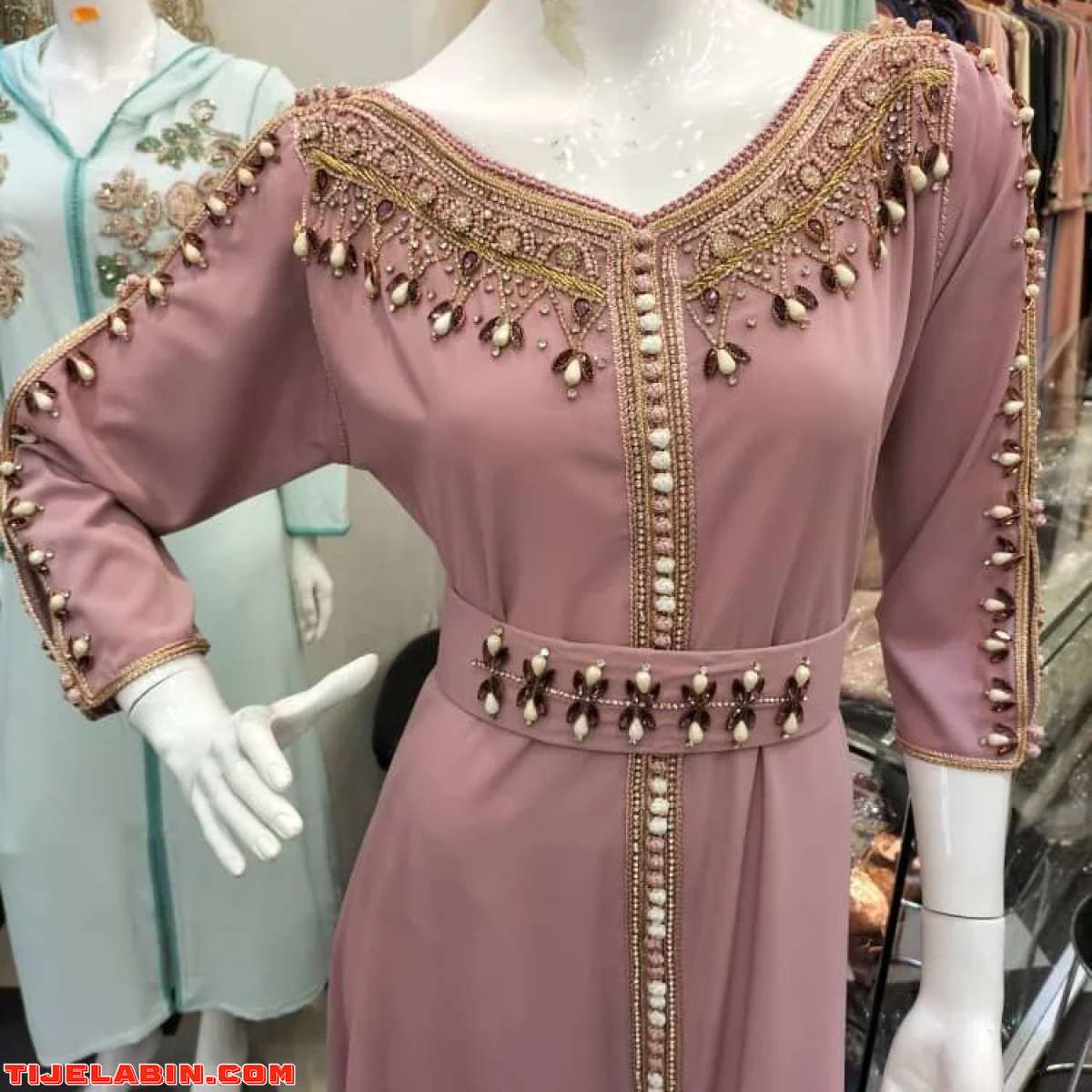 قفطان قطيفة