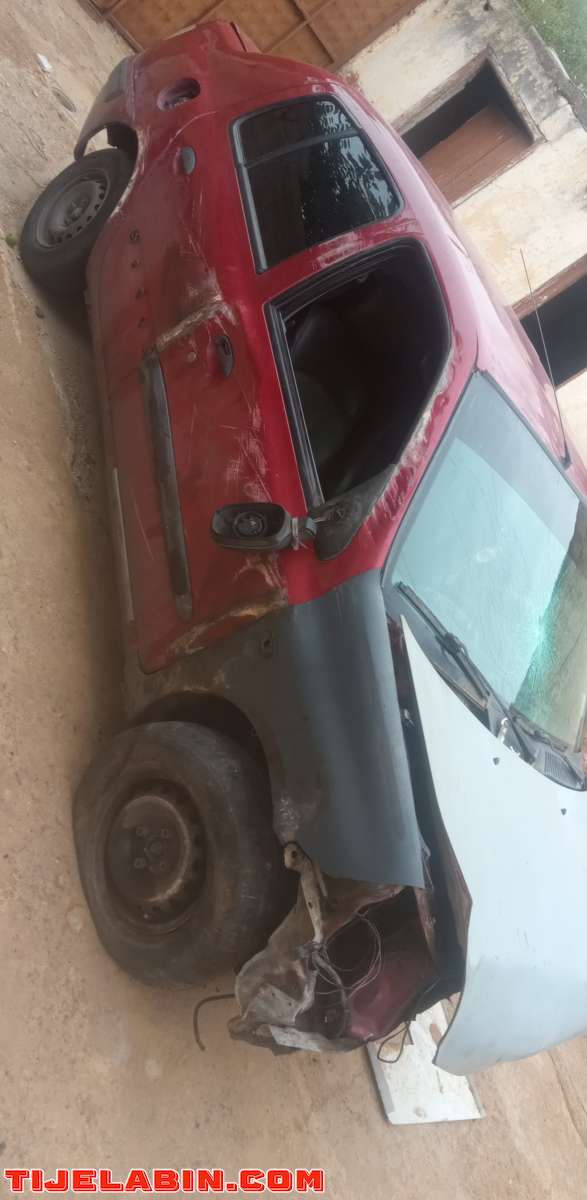 سيارة نوع كليو كلاسيك  متور 1.42002