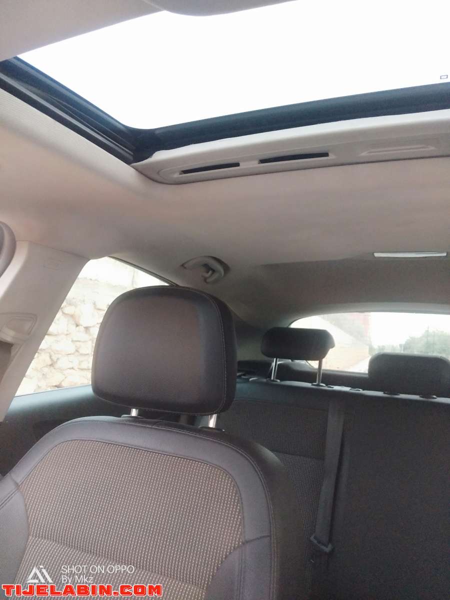 Opel Astra année 2017 machia 147000