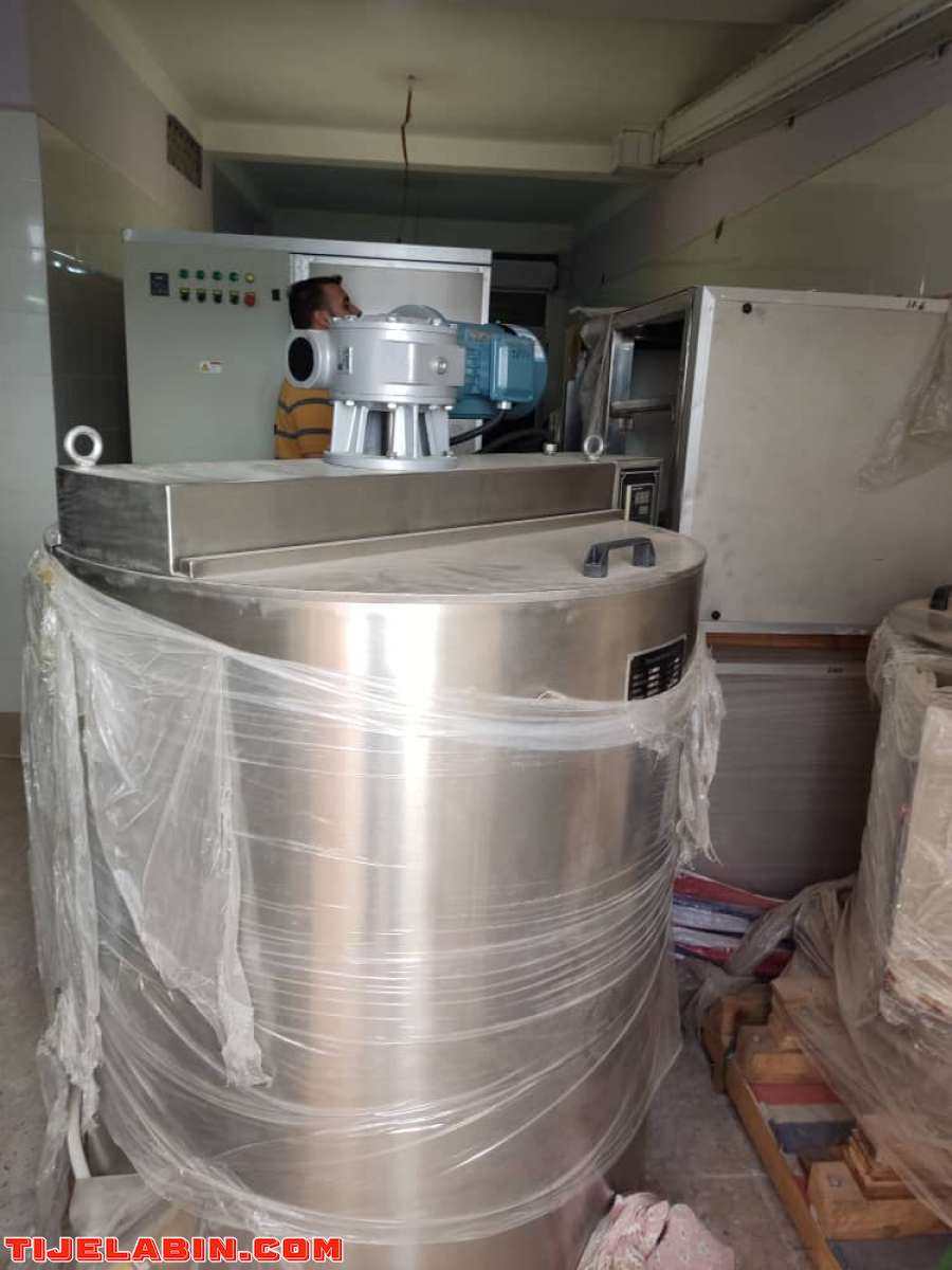 Machine de préparation et fabrication de chocolat 