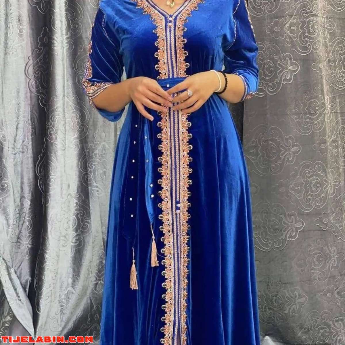 قفطان قطيفة