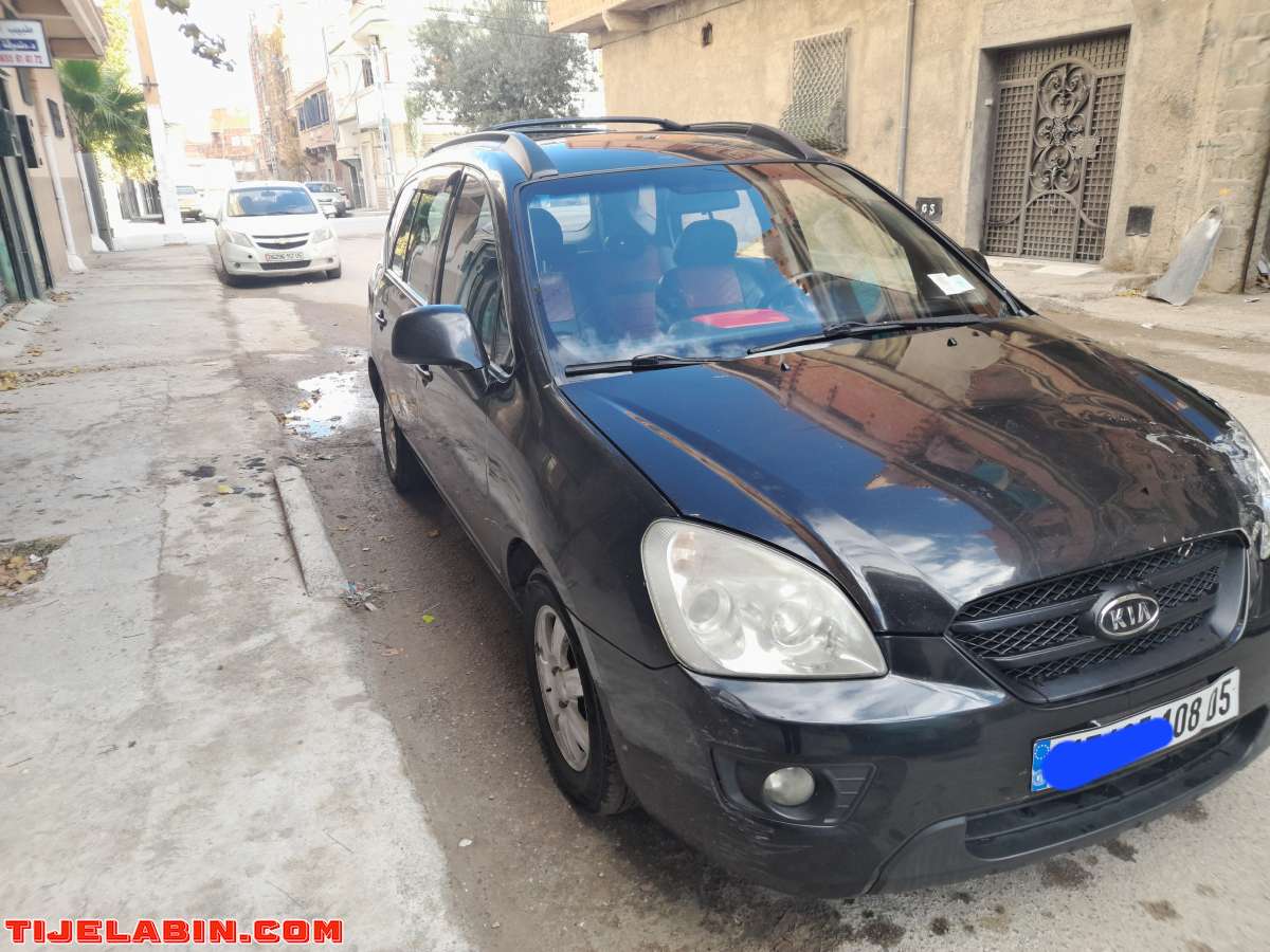 كيا كارانس 2008