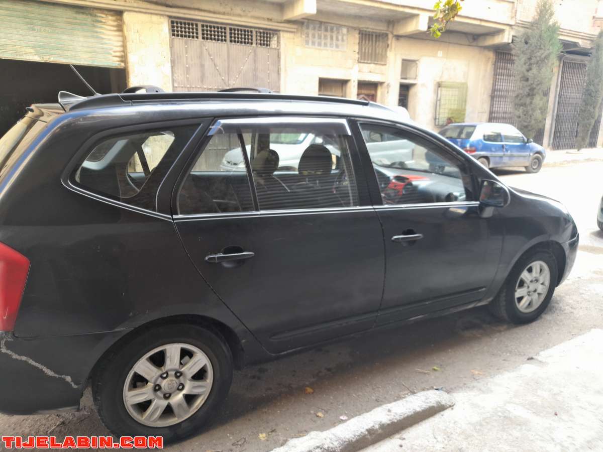 كيا كارانس 2008