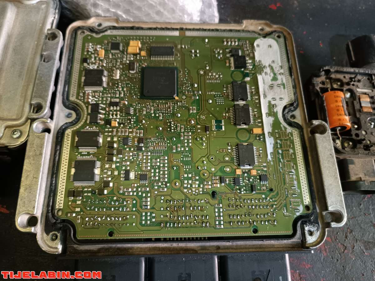 diagnostic et programmation calculateur automobile