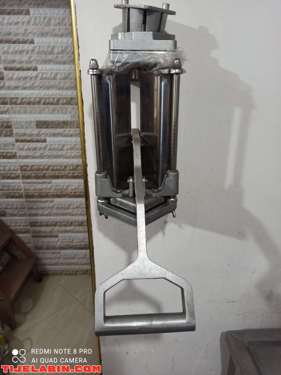 ماتريال تع فاست فود جديد