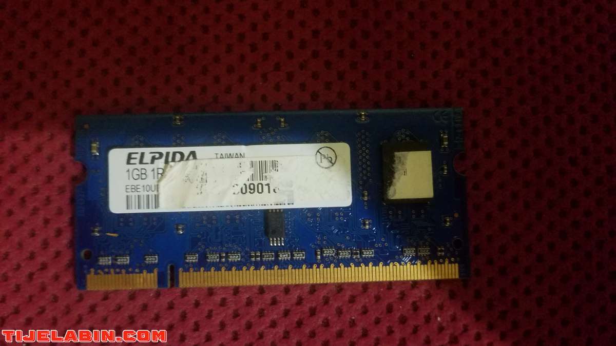 Ram ddr pour laptop, 1GB