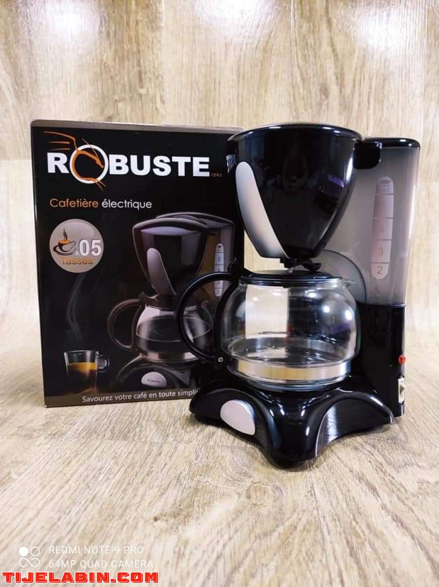 آلة تحضير القهوة  5 أكواب من علامة Robuste الشهيرة