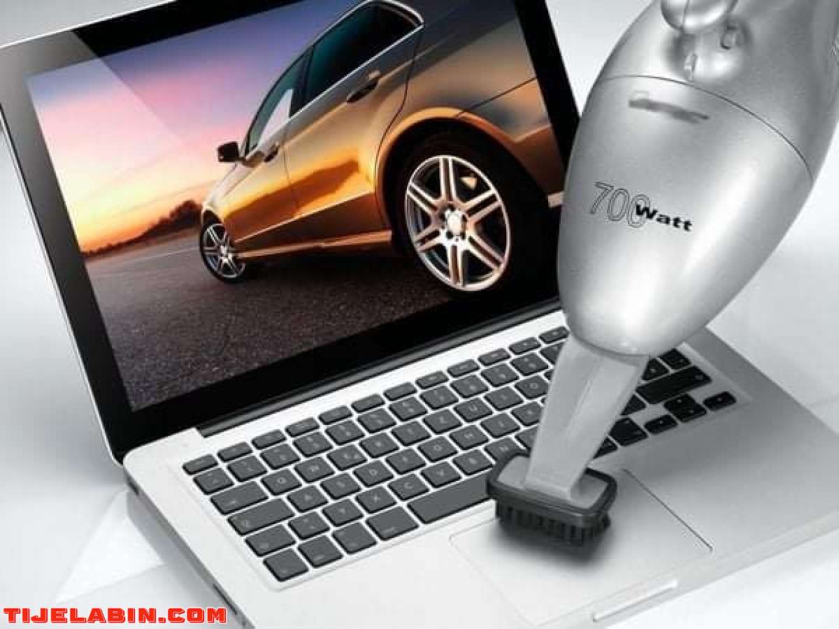 مكنسة كهربائية محمولة