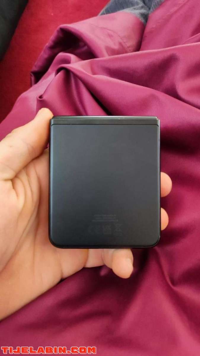 galaxy z flip 3