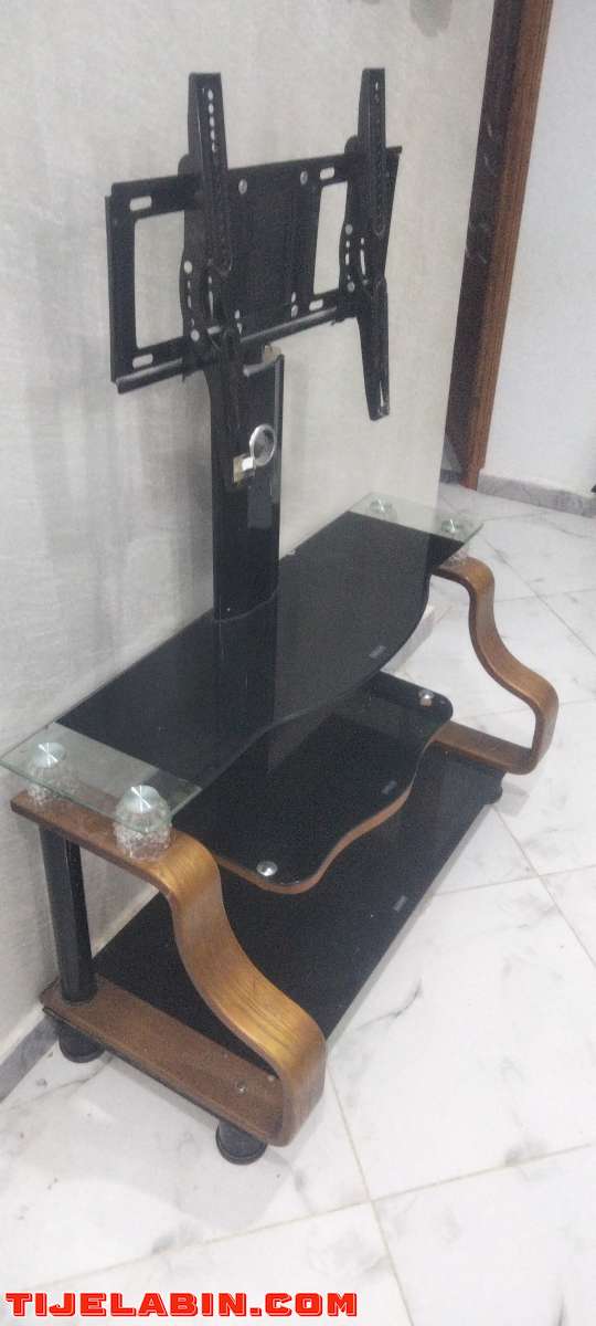 طابلة حاملة التلفاز مستعملة