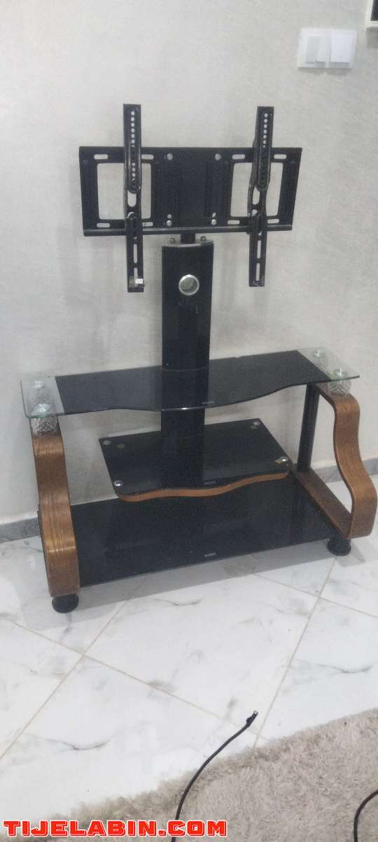 طابلة حاملة التلفاز مستعملة