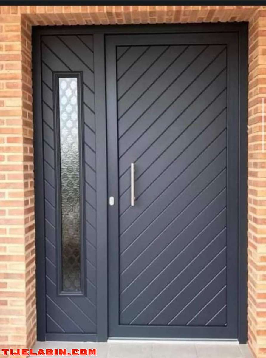 صناعة الأبواب الحديدية