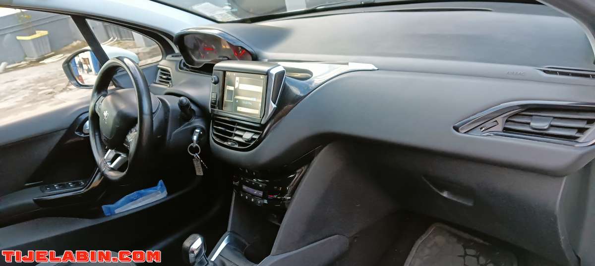 208 Hdi allure 2013 machi 270 alf