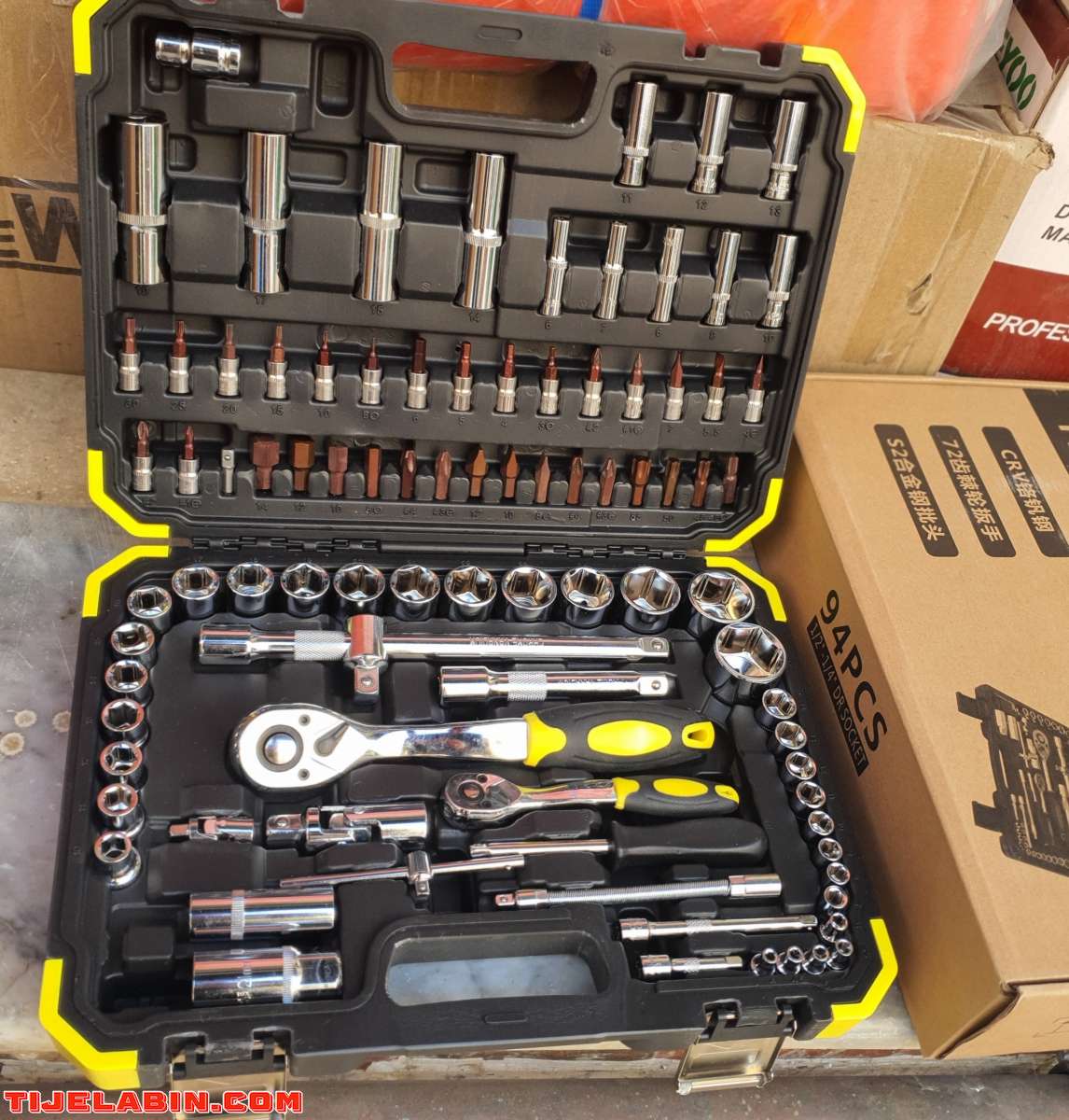 استفد من حقيبة مفاتيح ميكانيكية الرائعة التي يحميك من خلط ال