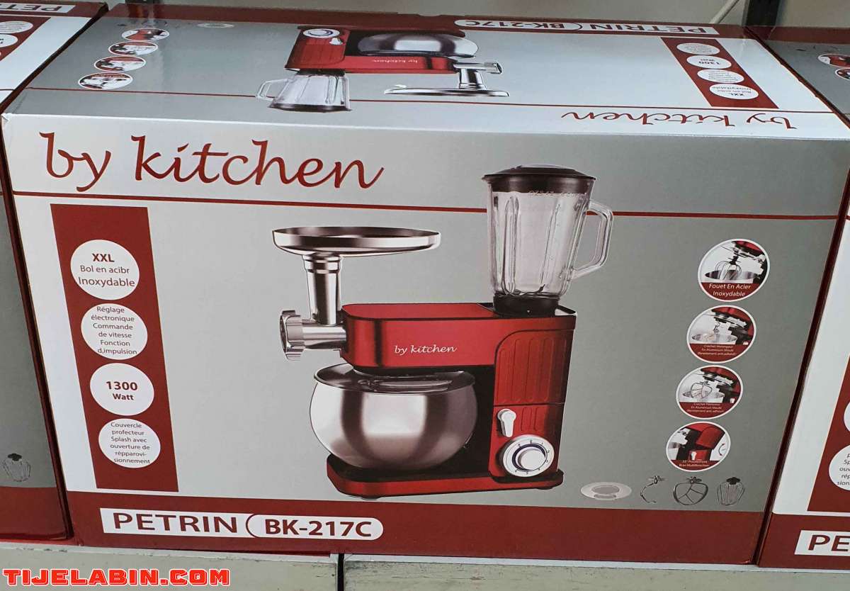 وآلة فرم اللحم لتحضير العجائن وأشهى الأطباق  By Kitchen Robo