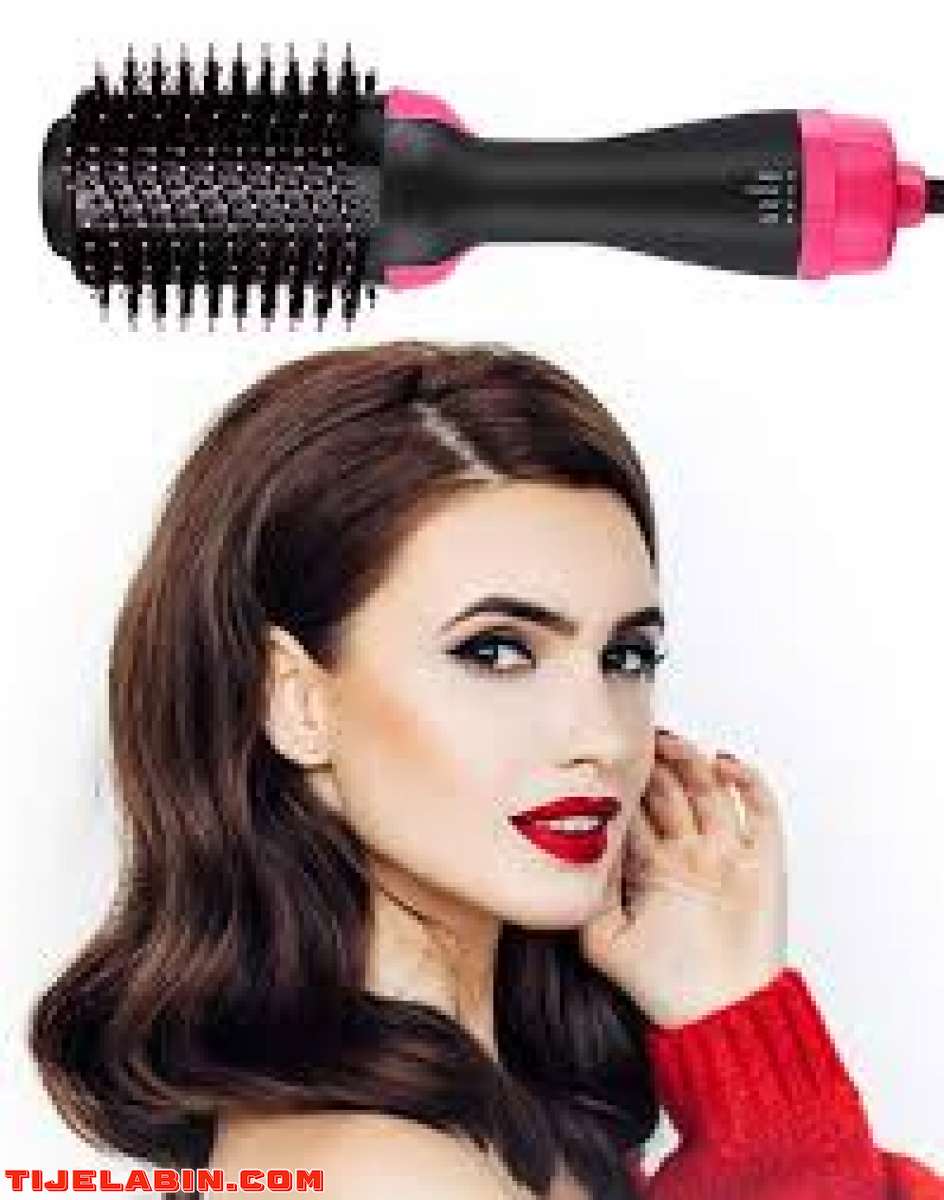 Brosse à air chaudUn bigoudi