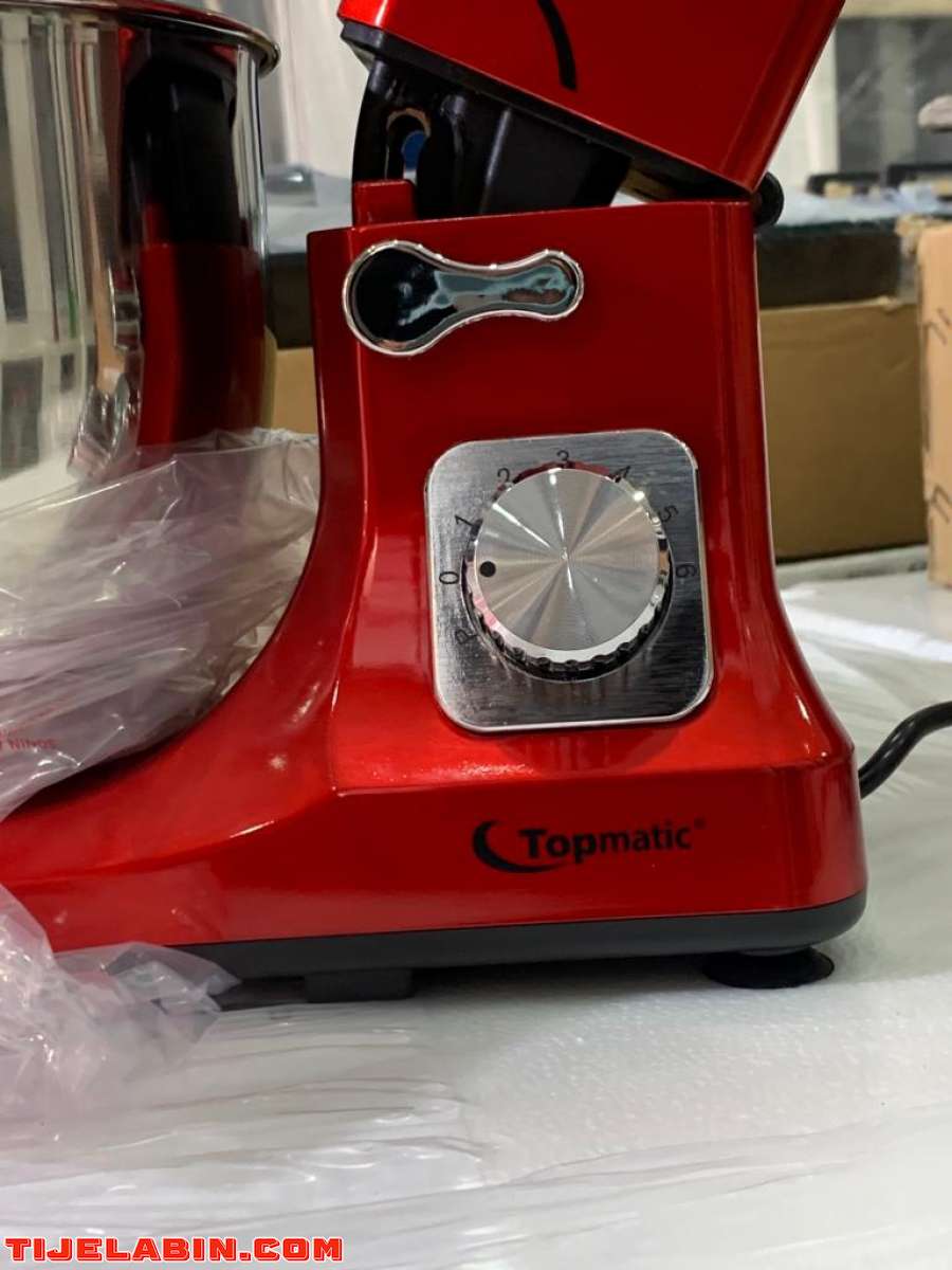 Robot pétrin TOPMATICPuissance: 1400 WattsCapacité du bol: