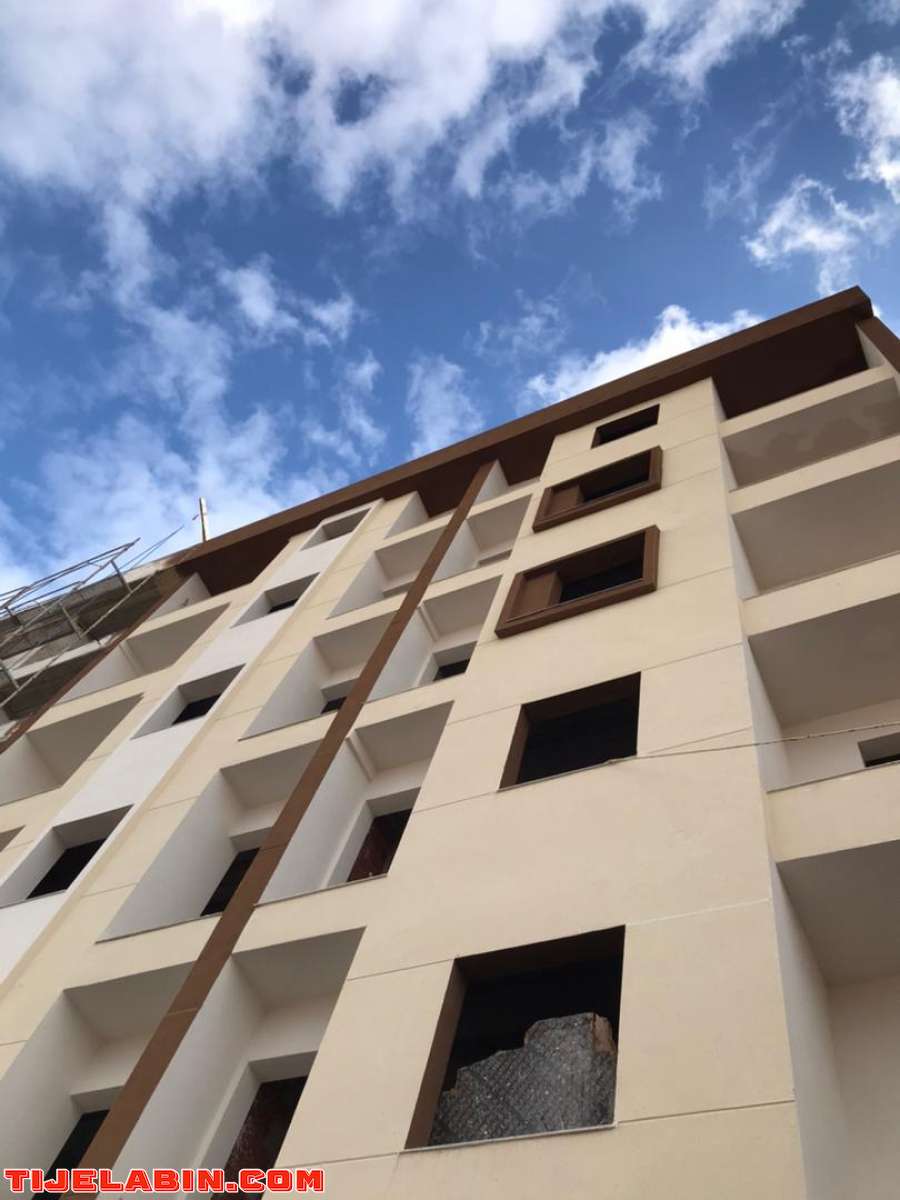 appartement f5 Duplex à bourdj lbahri 0550 33 13 40