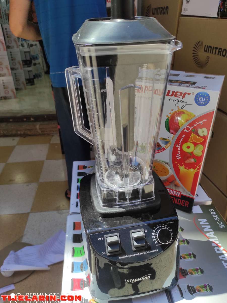 الخلاط الكهربائي الألماني