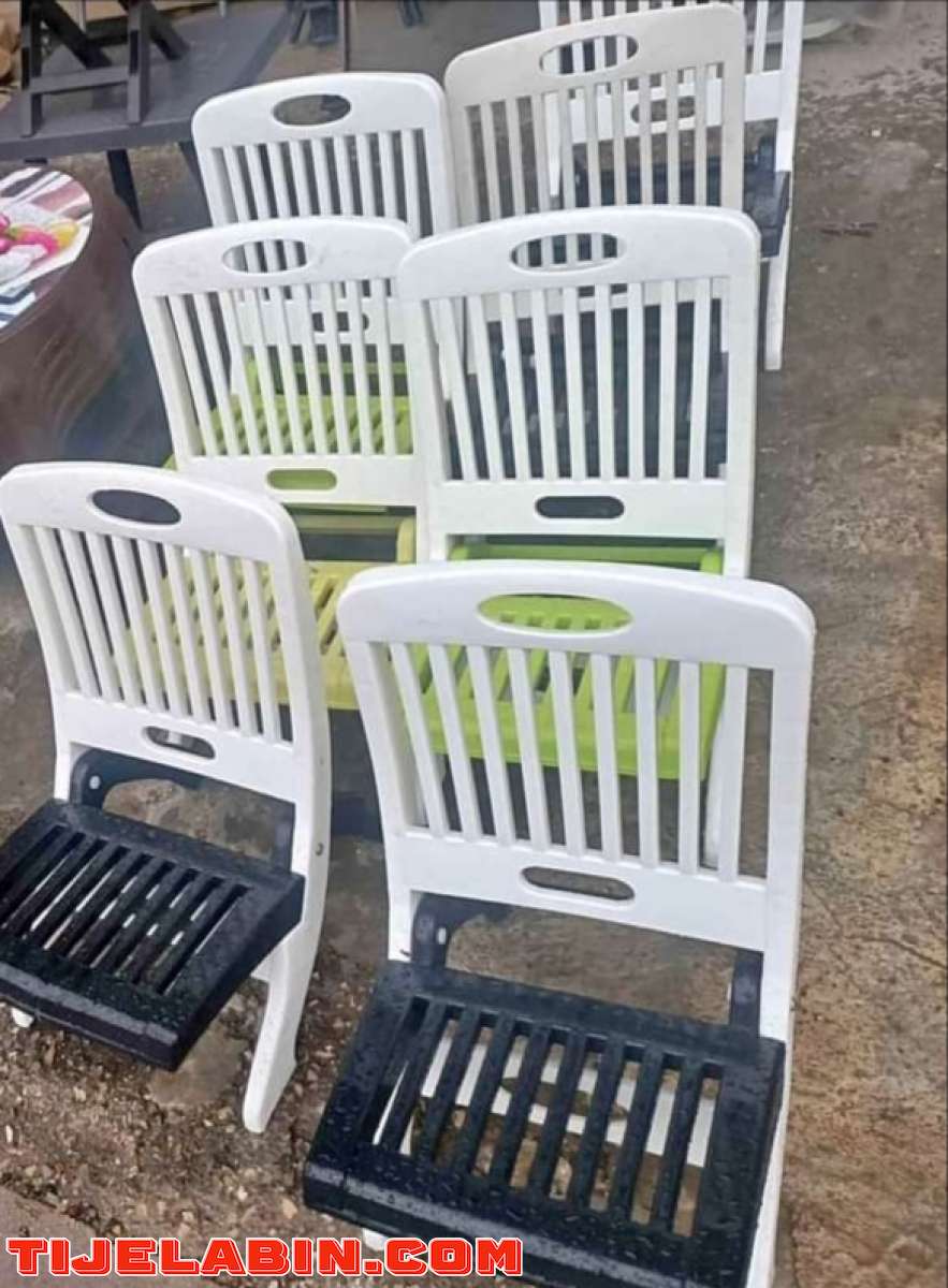 كراسي بلاستيكية قابلة للطي جملة  بسعر المصنع خاوتي