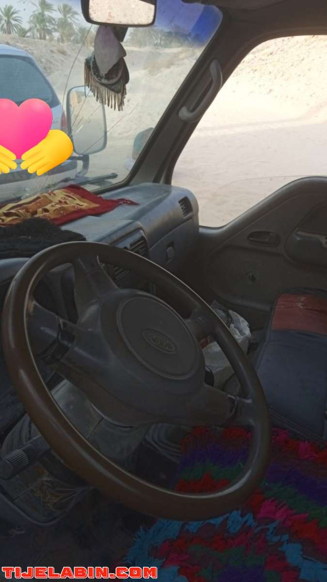 شاحنة لجي H100