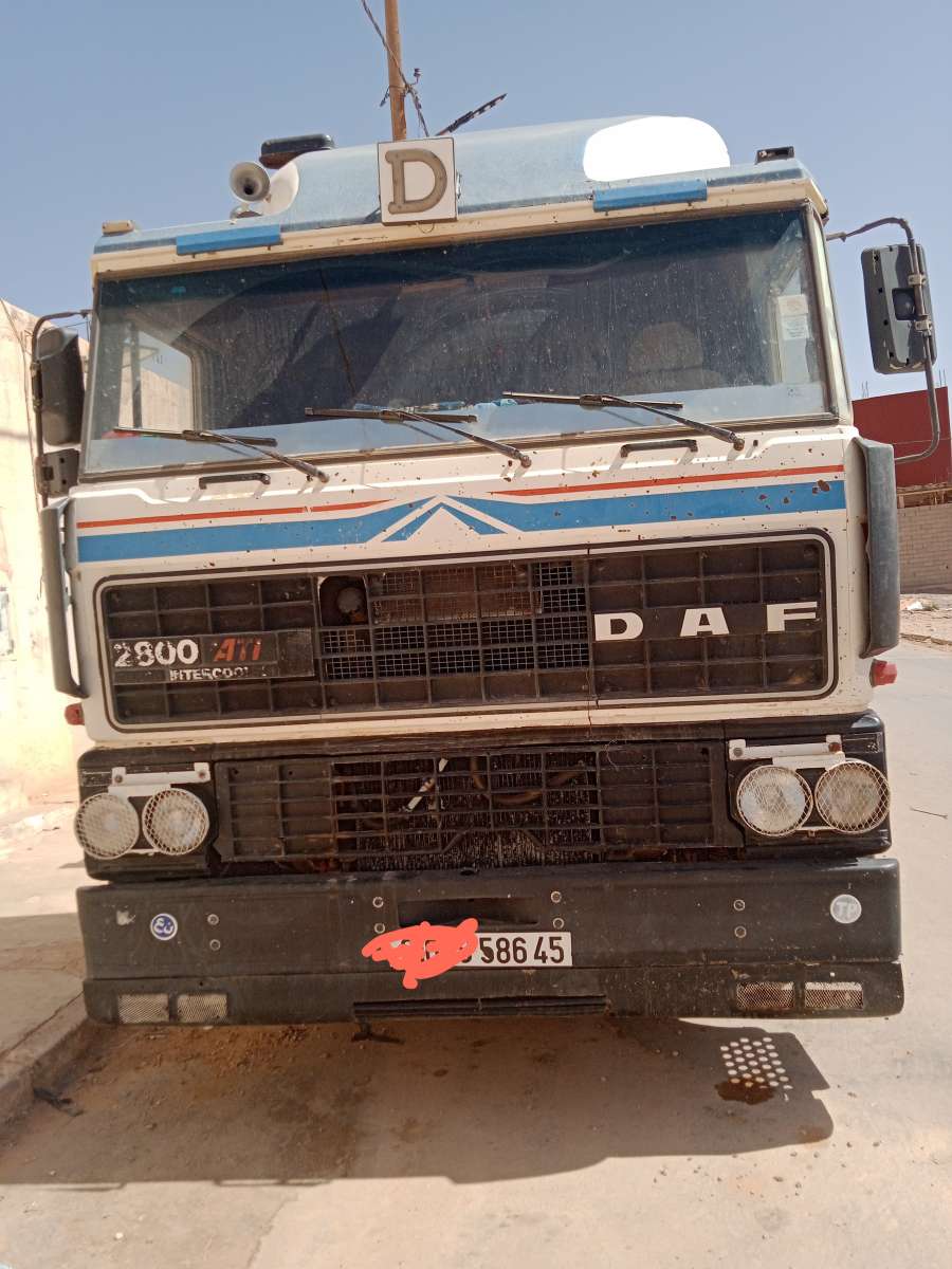 عبارة عن شاحنةDAF