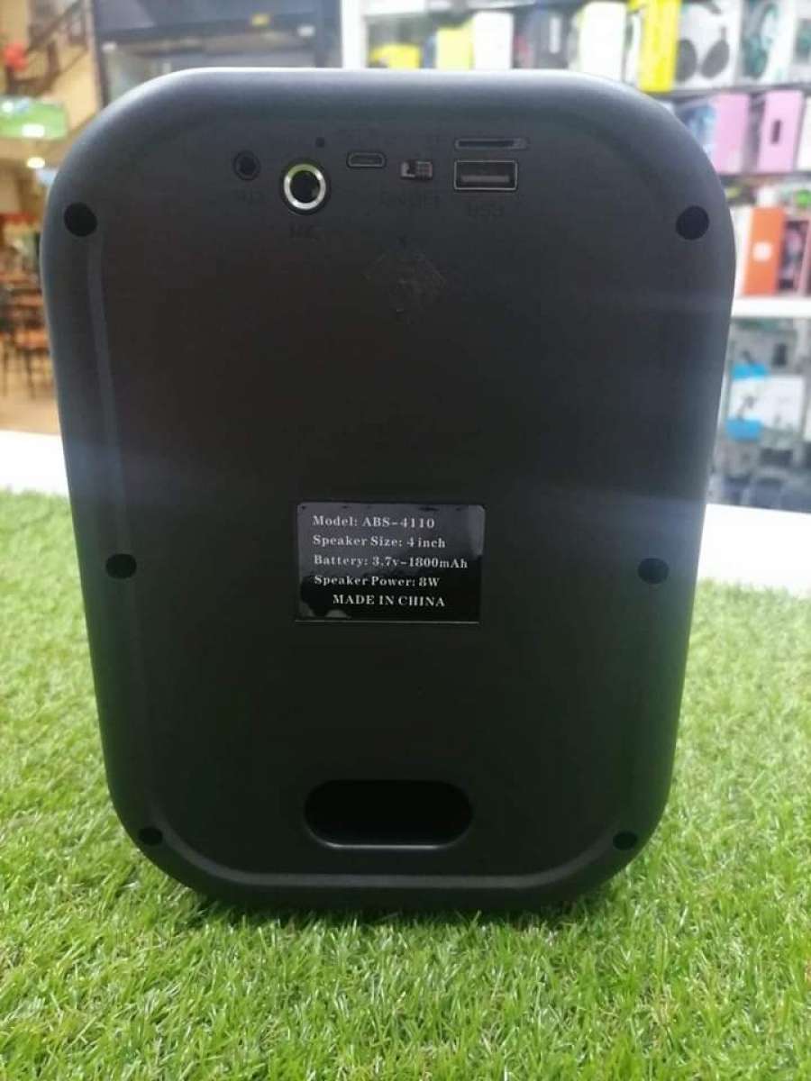 أحصل على أداء متميز مع مكبر الصوت الإحترافي اللاسلكي وبتقنية