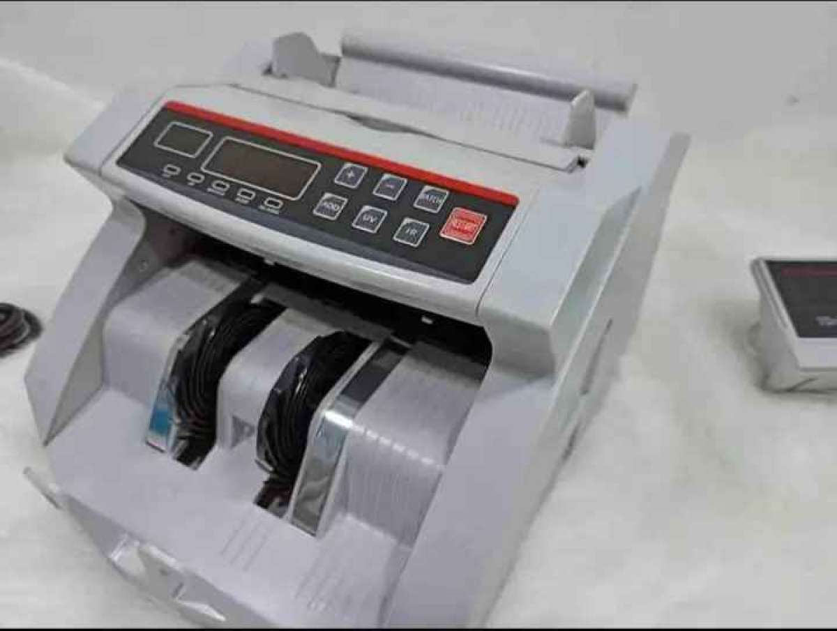 ألة عد النقود bille counter  عدادة نقود مع كشف تزوير للعملات
