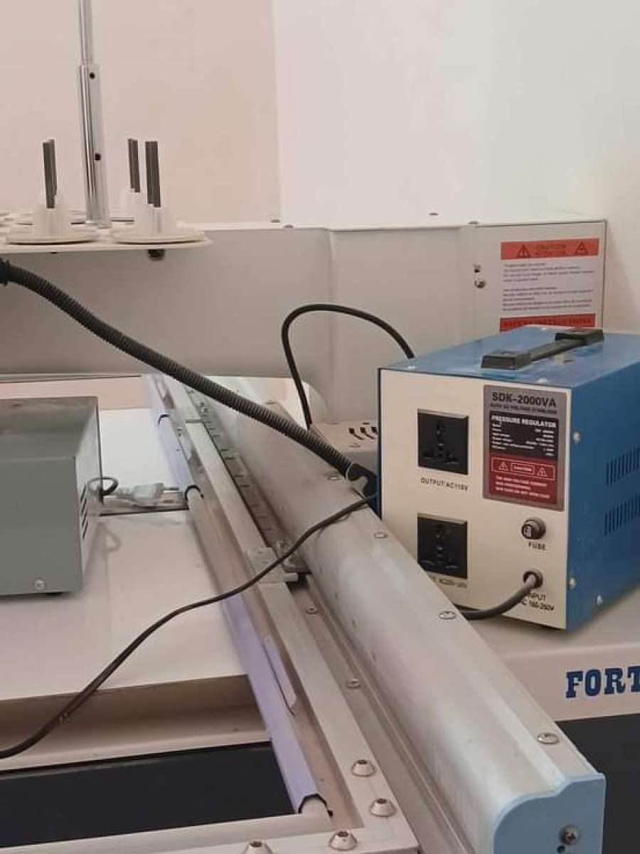 مشينة طرز عصرية