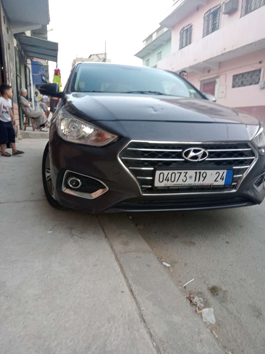 accent  rb 2019 marche 180 000 km