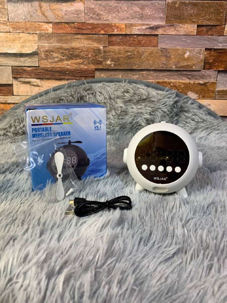 ساعة منبه رقمية مرآة قابلة لإعادة الشحن مع مكبر صوت بلوتوث 5