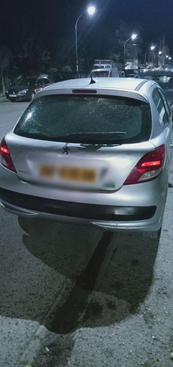 Peugeot 207 essence 14 simple