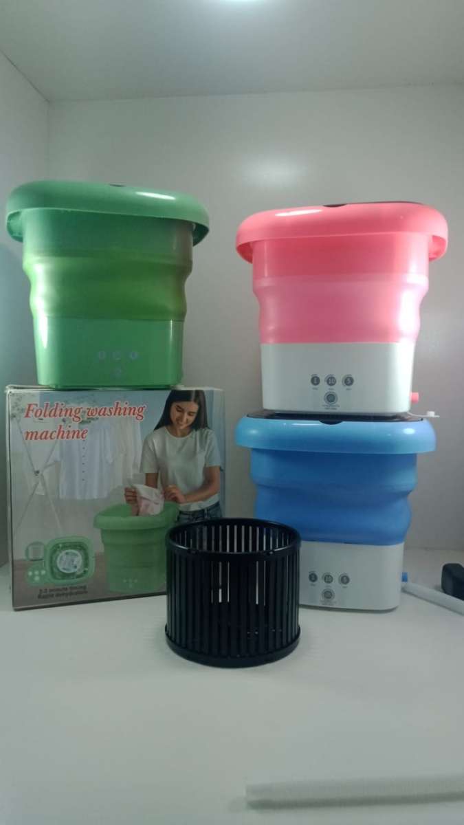 غسالة صغيرة عملية للسفر والرحلات