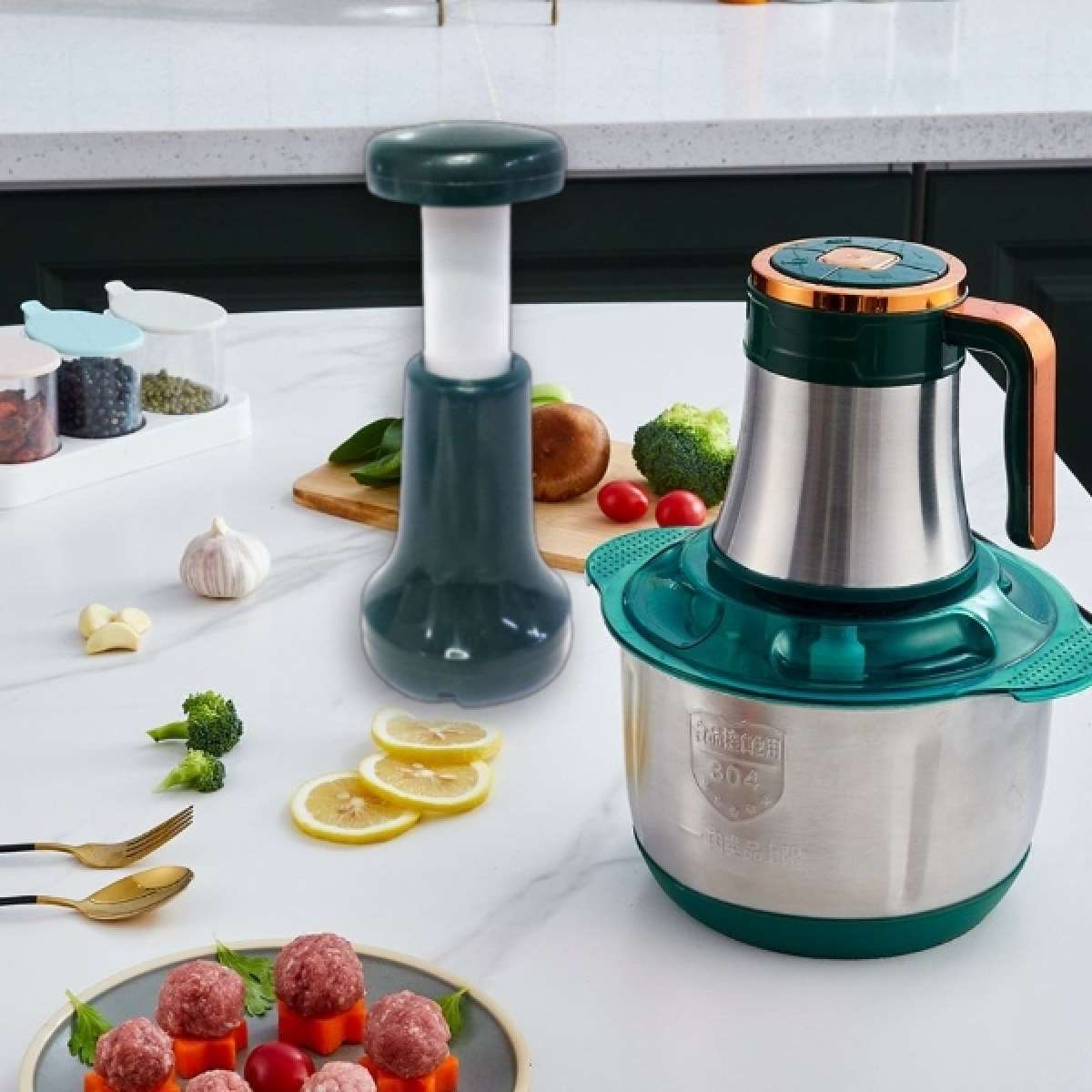 المفرمة الكهربائية و اليدوية2en1