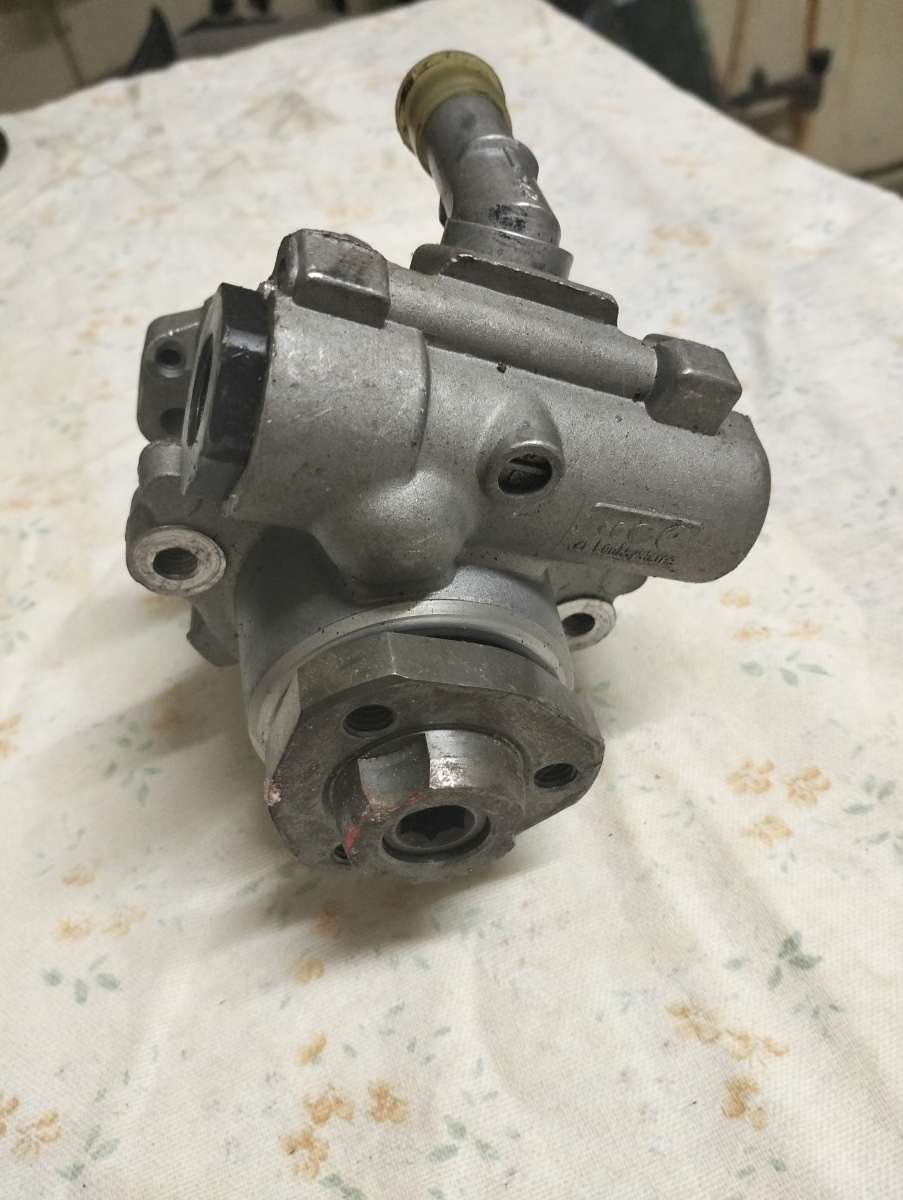 lot de pices pour Volkswagen transporter 4 TDI anne 2000