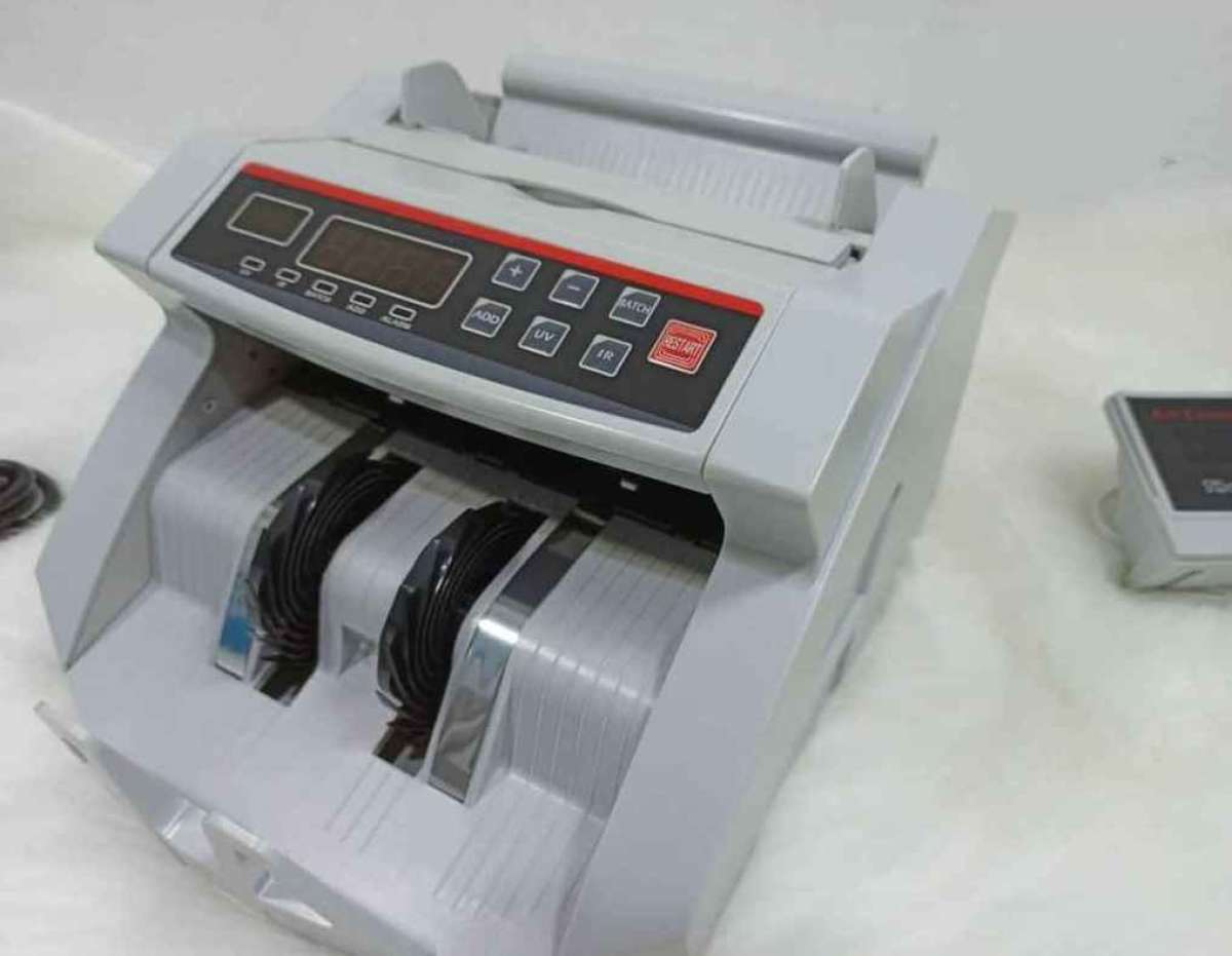 ألة عد النقود Bill Counter